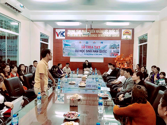 Liên hoan chia tay du học sinh Hàn quốc tại cơ sở Trường Cao đằng nghề Phú Thọ